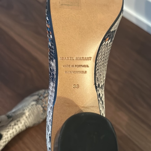 Isabel Marant Chelsea Boot - Picture 5 of 5